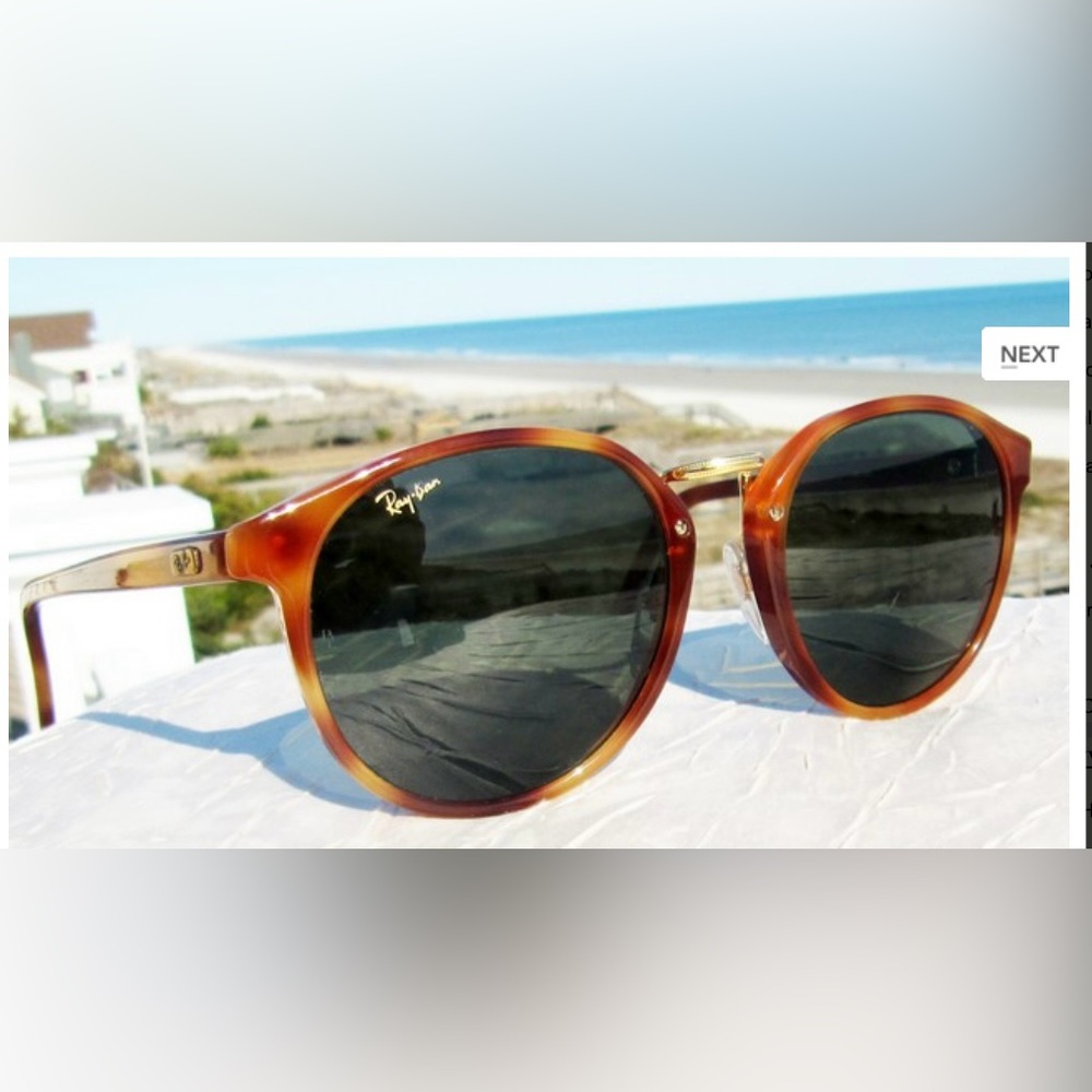 Vintage B&L Ray-Bans W1104 Tortoise Shell frame